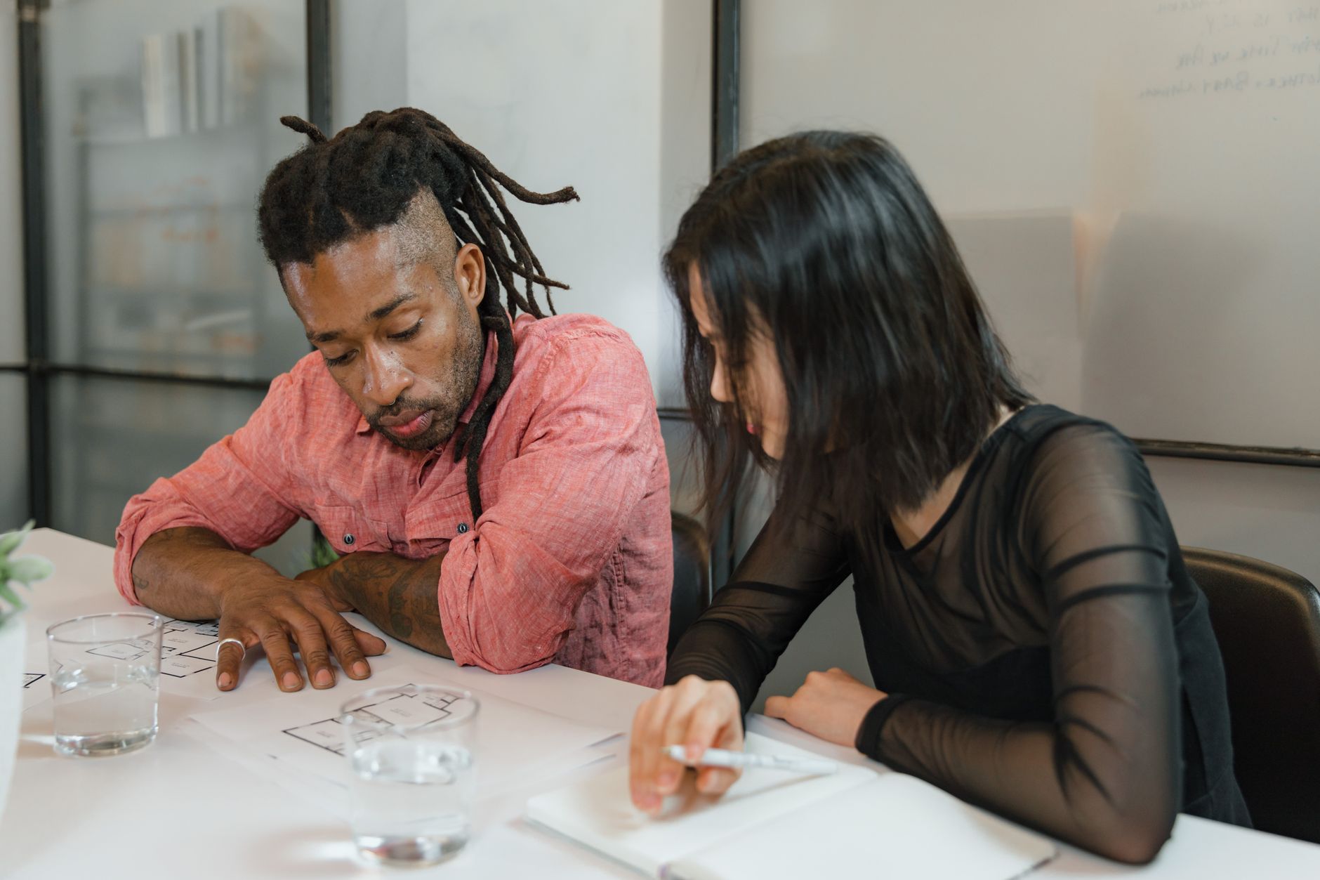 Sales and support colleagues collaborating on a shared customer view